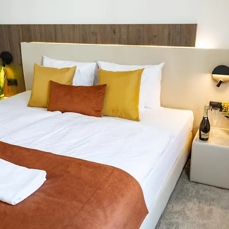 Laguna Panzio Bed and Breakfast