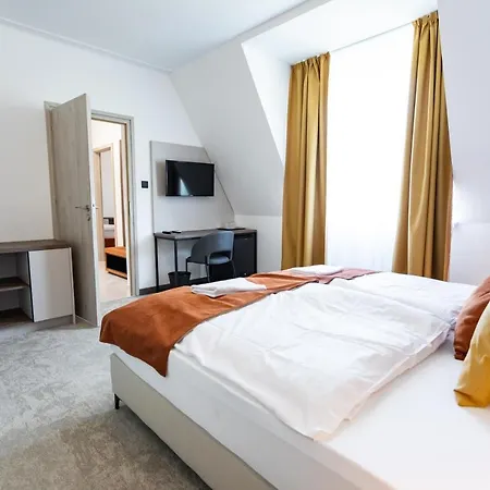Laguna Panzio Bed & Breakfast Gardony